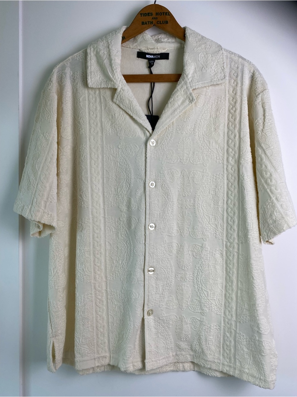 NWT Nova Men Terry Textured Cream Button-Up Shirt